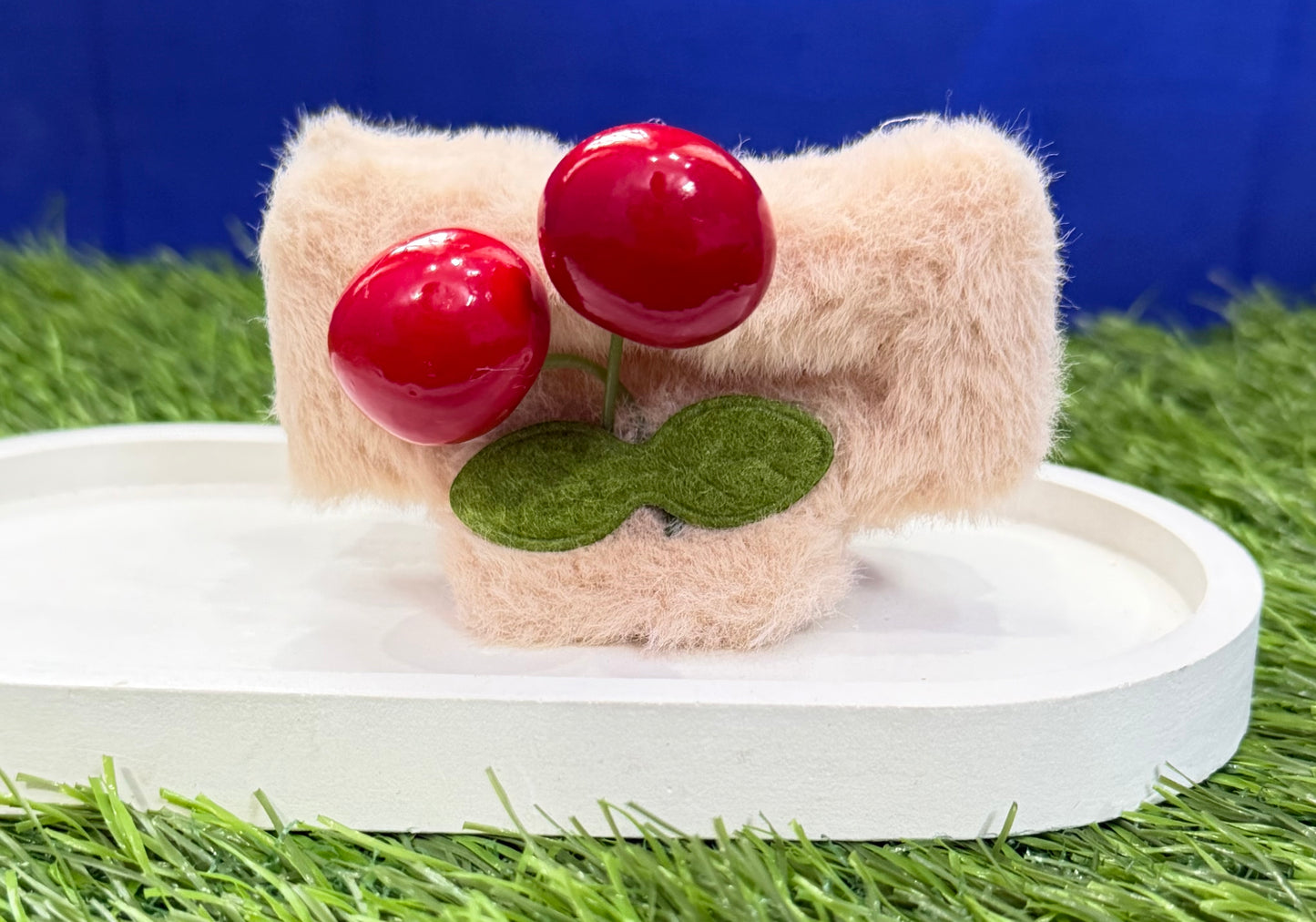 Soft Girl Aesthetic Cherry Claw Clip - Beige