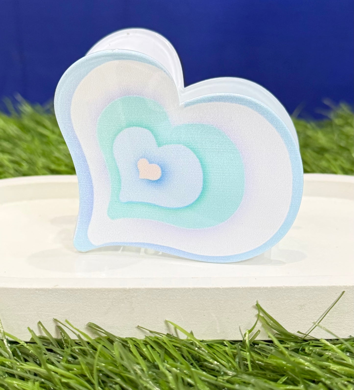 Infinite Love Aesthetic Heart Claw Clip - Light Blue