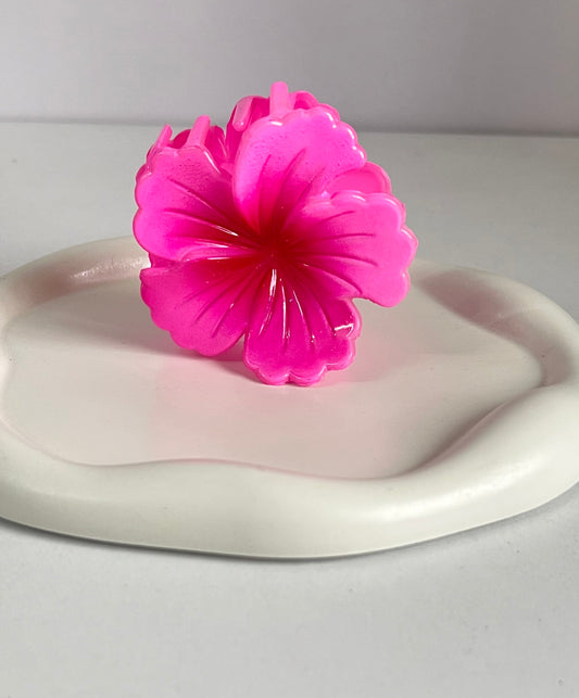Petal Hold Claw Clip - Dark Pink