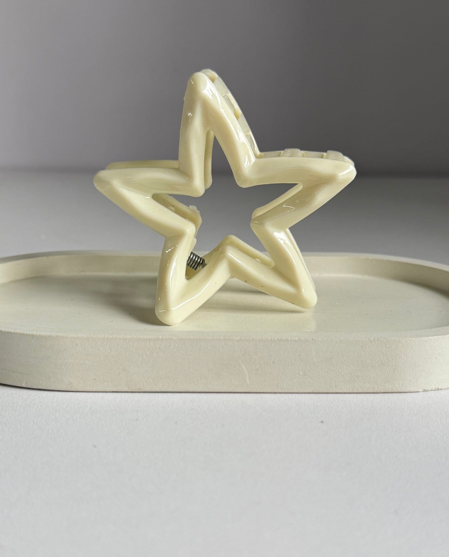 Twinkle Shine Claw Clip - White