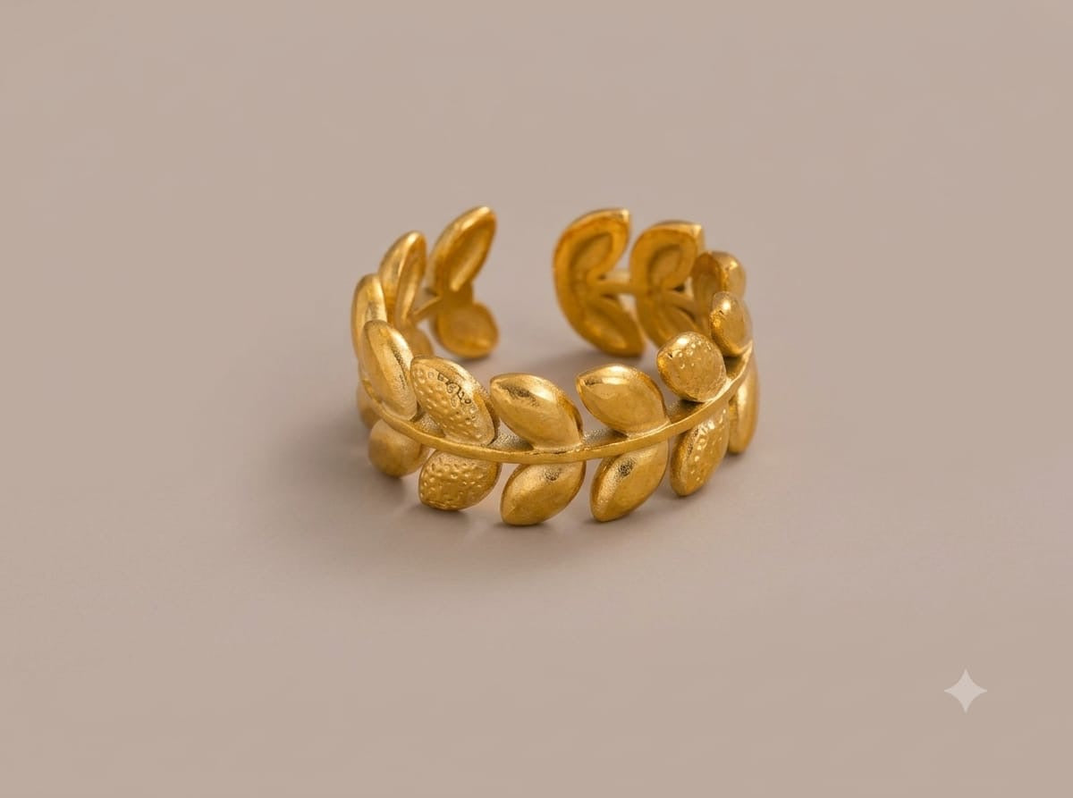 The Laurel Band Anti Tarnish Adjustable Ring