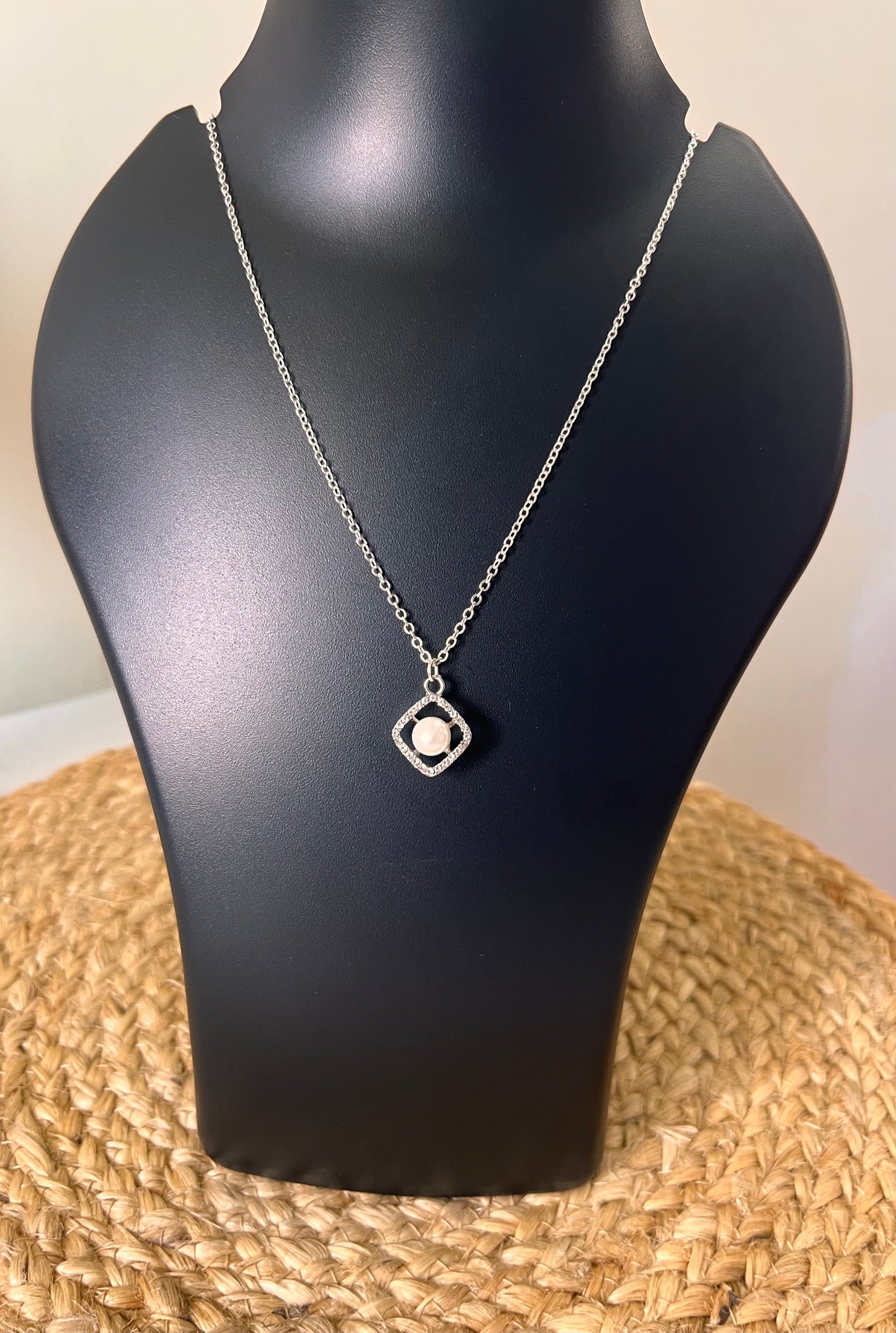 Charm Your Way - Set of 3 Versatile Neck Chains