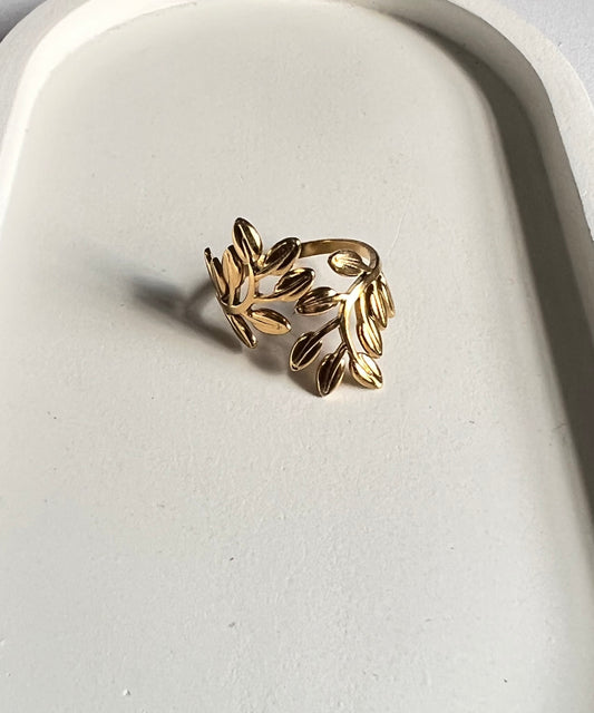 Golden Leaf Adjustable Ring - Anti-Tarnish Shine