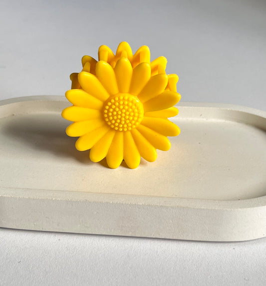 Pinteresty Sunflower Mini Claw Clip - Yellow