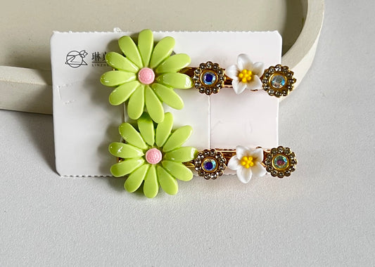 Korean Style Petal Grace Clips ( 2 Pieces) - Green