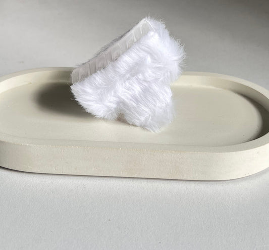 FluffyGrip Claw Clip - White