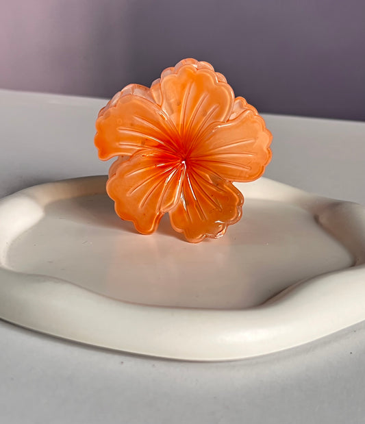 Amora Hibiscus Claw Clip - Orange