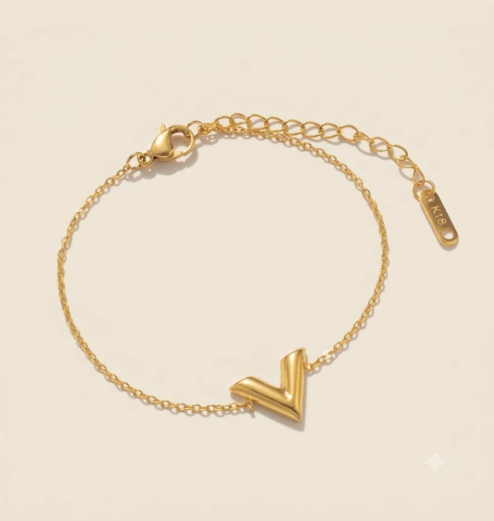 The Dainty V Anti Tarnish Chain Bracelet