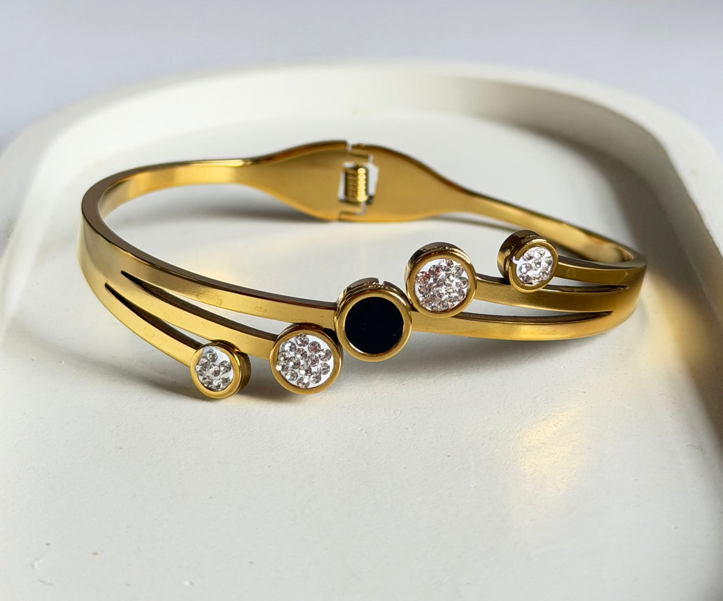 Orbital Radiance Anti Tarnish Kada Bracelet - Regular Size
