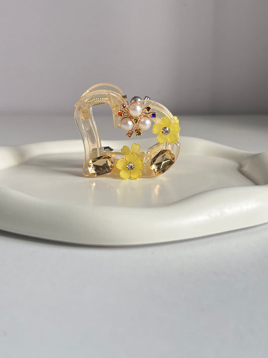 Eternal Bloom Heart Claw Clip - Yellow