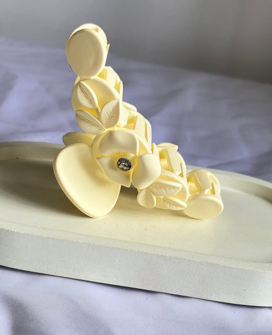 Floral Whisper Claw Clip - Milky White