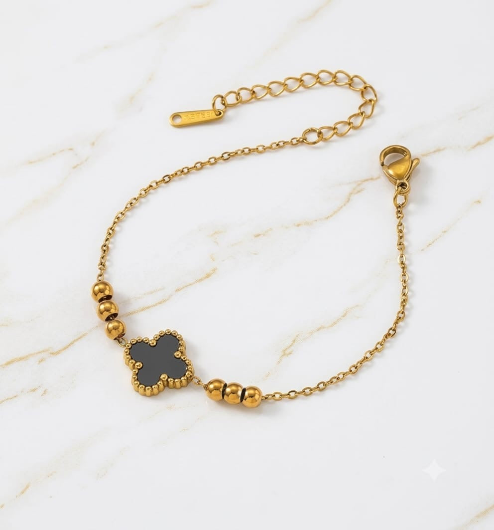 Dainty Black Clover Anti Tarnish Chain Bracelet