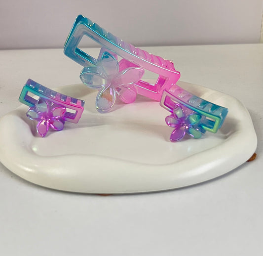 Holographic Harmony Trio Claw Clips - Light Bluish Pink