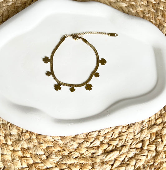 PureGleam Clover Link Chain Bracelet